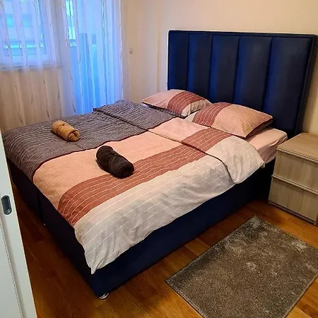 Apartment Tim Apartman