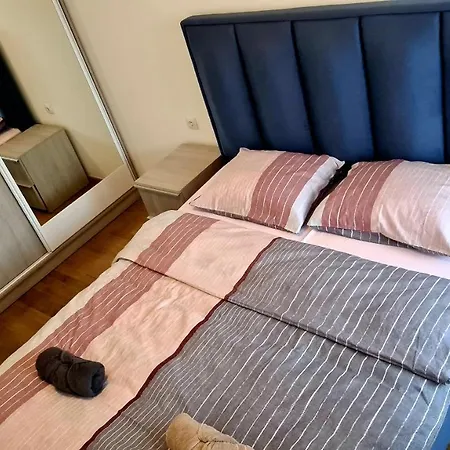 Apartment Tim Apartman